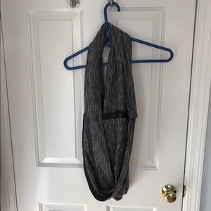 Lululemon infinity scarf